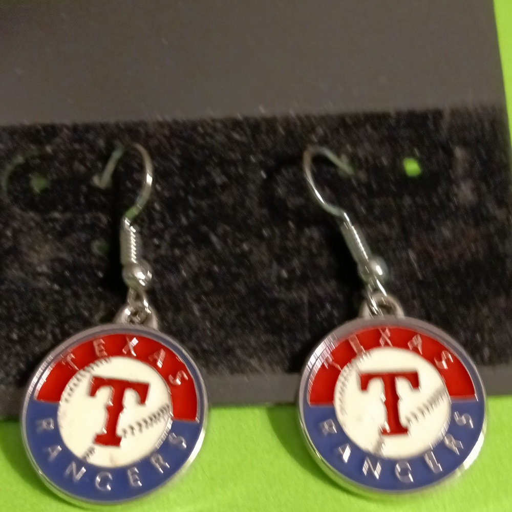 - Texas Rangers Baseball dangle earrings. - Picture 2 of 3